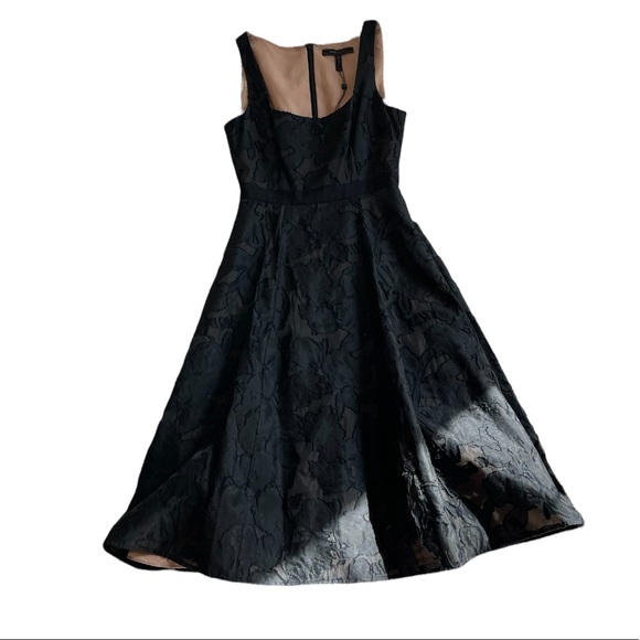 BCBG Dress size 0 - Picture 4 of 7